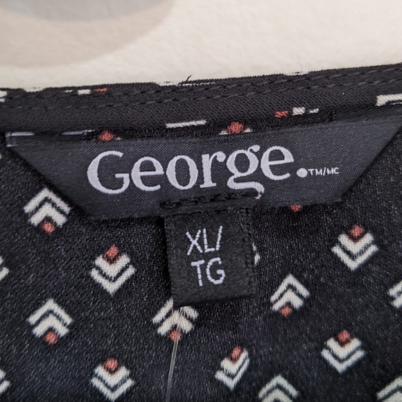 George XL Black/Pattern Blouse with Slit Sleeves - Picture 3 of 7